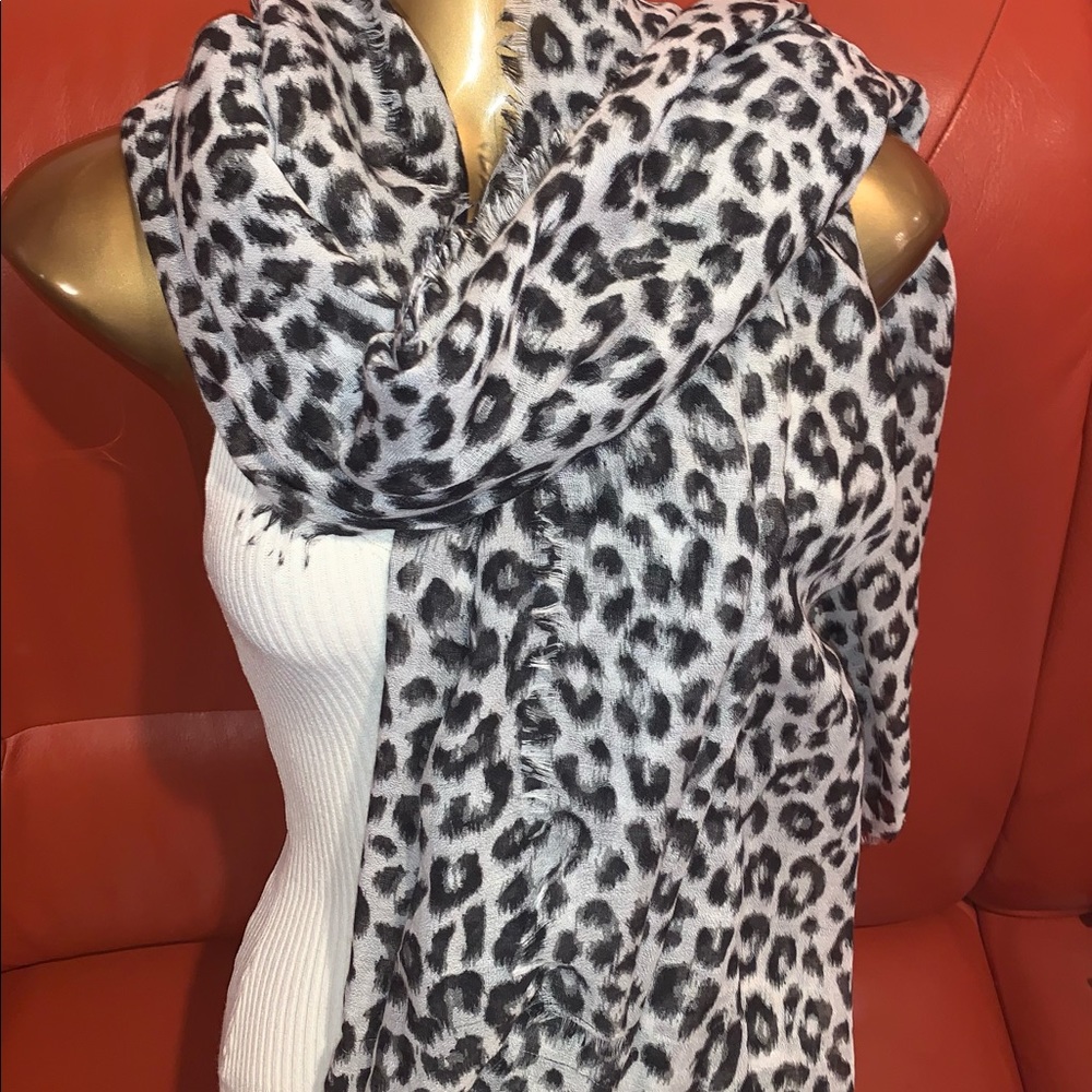 Beautiful scarf